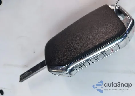 2024 Kia Forte Lxs z USA, uszkodzony, nr VIN 3KPF24AD8RE816598